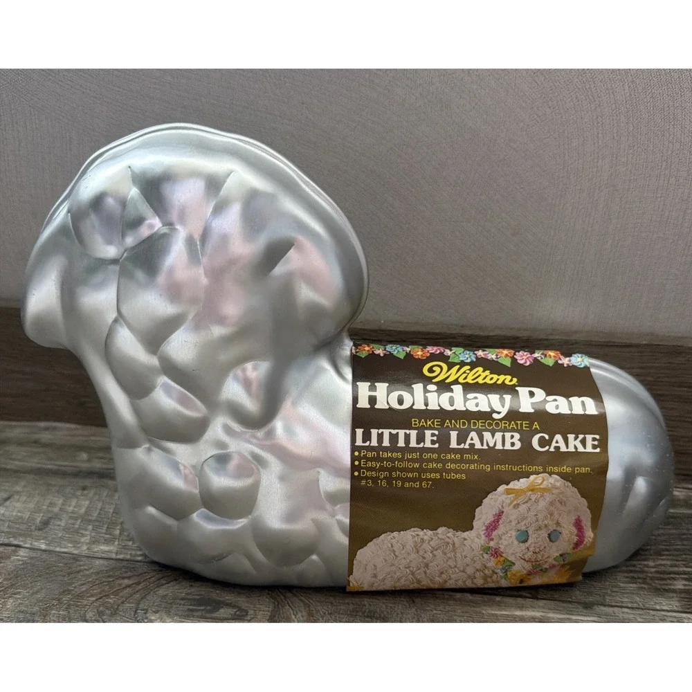 Wilton 1972 Aluminum Sheep Lamb 3-D Baking Cake Mold Chicago 60643 Vintage